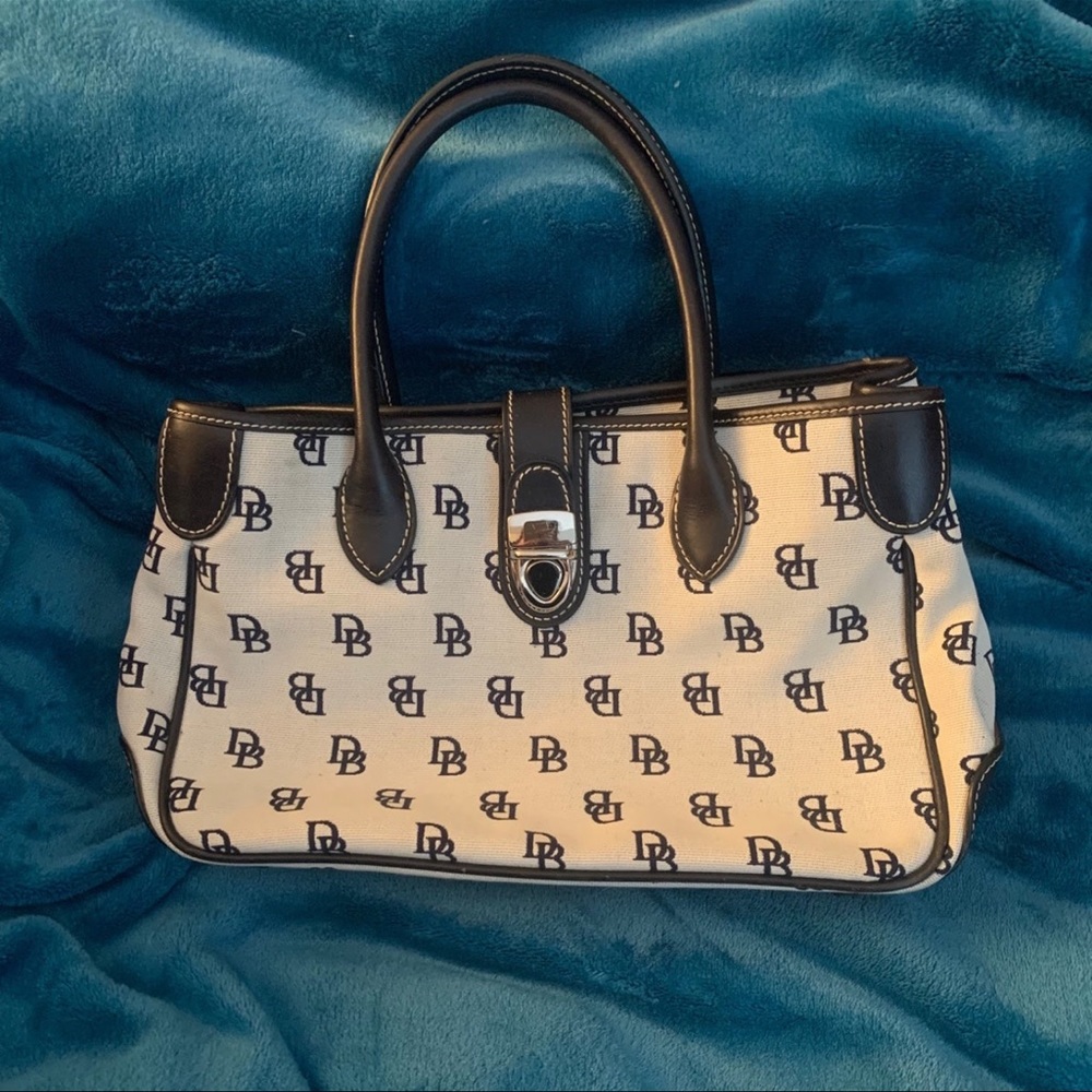 Dooney & Bourke Handbag